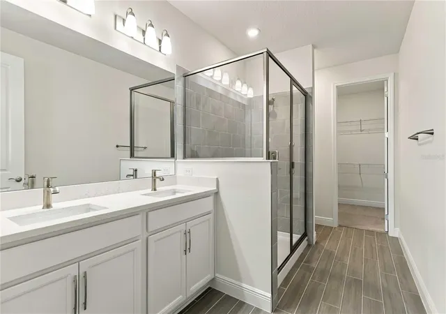 Photo 3 of Townhouse for sale at 9136 Gulf Hvn Dr, Parrish, FL 34219 | MLS# A4710225 | Listing updated on 2026-10-29