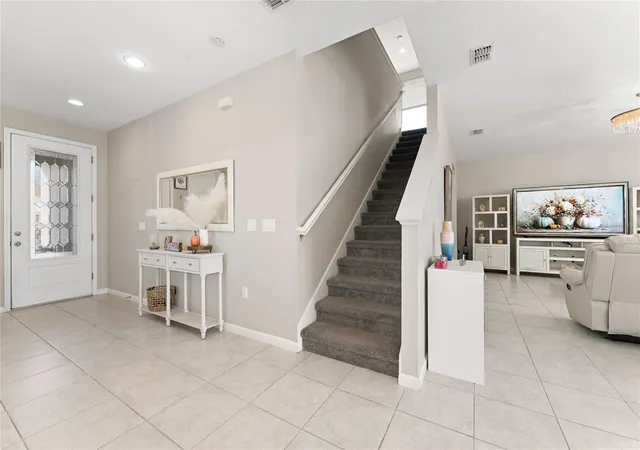 Photo 4 of Single family home for sale at 5595 Western Sun Dr, Saint Cloud, FL 34771 | MLS# S5159875 | Listing updated on 2026-10-21