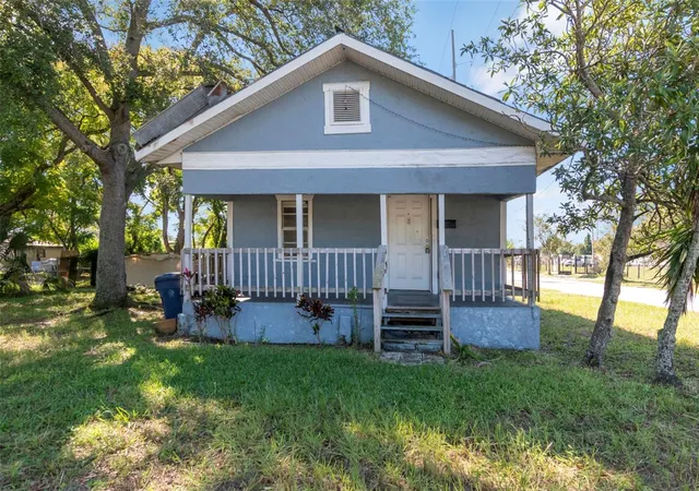 Photo 1 of Single family home for sale at 2601 E 25th Avenue, Tampa, FL 33605 | MLS# TB8559801 | Listing updated on 2026-10-21