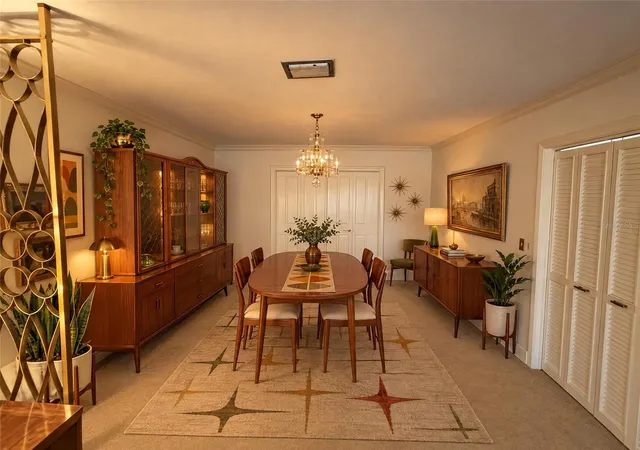 Photo 2 of Single family home for sale at 925 W Cimmeron Dr, Tampa, FL 33603 | MLS# O6451256 | Listing updated on 2026-10-22