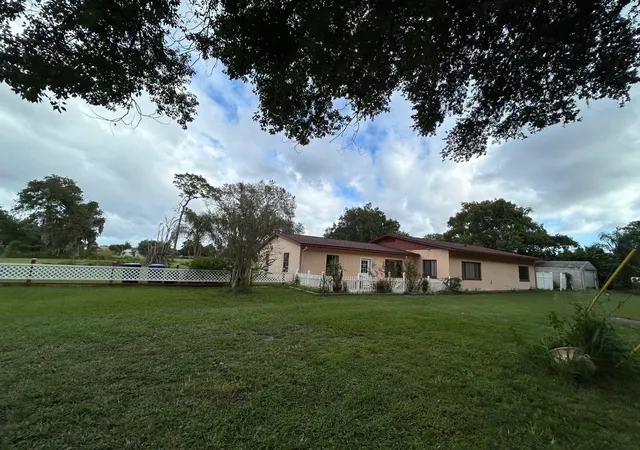 Single family home for sale at 10100 Alcock Rd, ORLANDO, FL 32817 | MLS# O6451260
