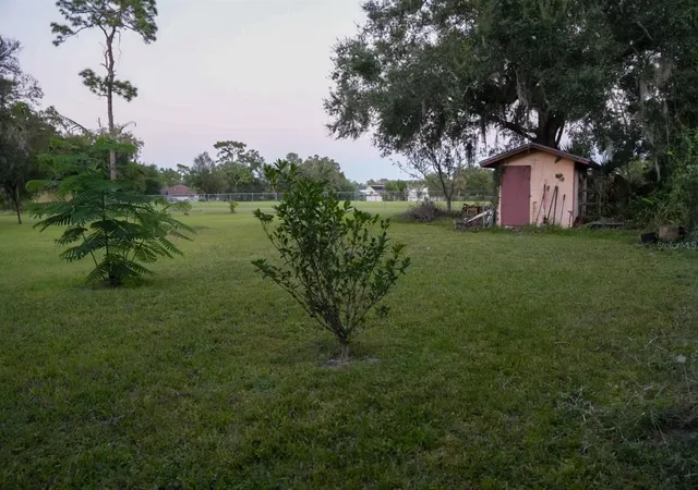 Photo 4 of Single family home for sale at 10100 Alcock Rd, Orlando, FL 32817 | MLS# O6451260 | Listing updated on 2026-10-22