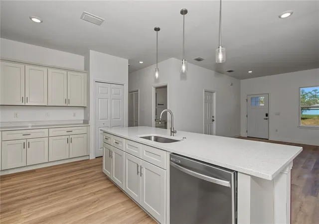 Photo 4 of Single family home for sale at 9714 N Calla Lily Dr, Dunnellon, FL 34433 | MLS# O6451261 | Listing updated on 2026-10-25