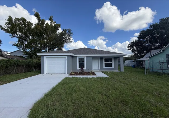 Single family home for sale at 306 Southwest 1st Ave, MULBERRY, FL 33860 | MLS# P4940222