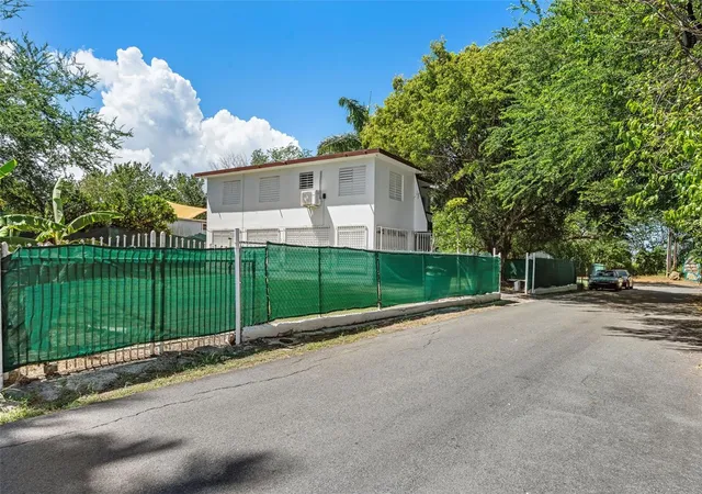 Photo 1 of Multi family home for sale at 49 Trinitaria Cerro Gordo #49, Vega Alta, PR 00692 | MLS# PR9125120 | Listing updated on 2026-10-22