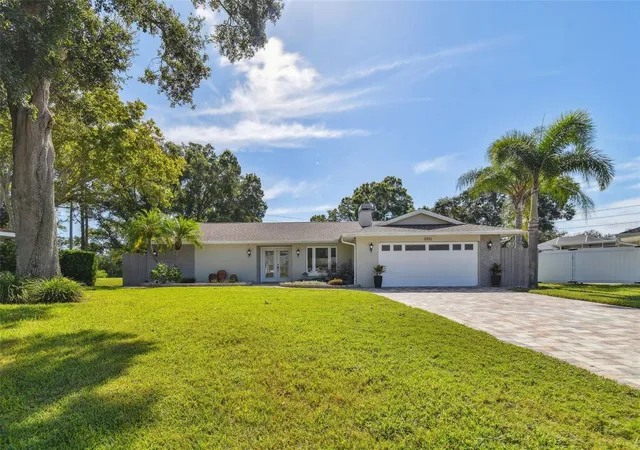 Photo 3 of Single family home for sale at 2991 Heather Trl, Clearwater, FL 33761 | MLS# TB8559812 | Listing updated on 2026-10-21