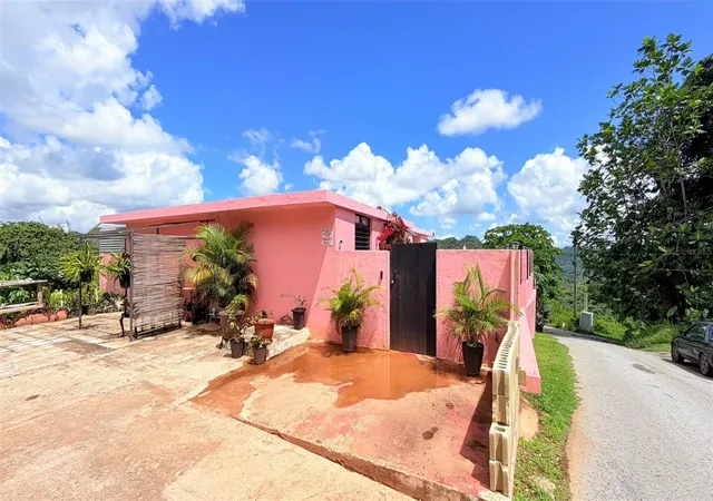 Photo 1 of Single family home for sale at 0 Bo Los Angeles #3, Utuado, PR 00641 | MLS# PR9125123 | Listing updated on 2026-10-26