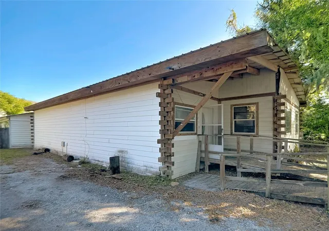 Photo 2 of Manufactured home for sale at 729 Crevasse St, Lakeland, FL 33805 | MLS# L4965915 | Listing updated on 2026-10-27