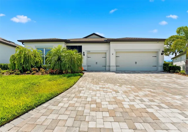 Photo 3 of Single family home for sale at 11353 Outrigger Pl, Parrish, FL 34219 | MLS# TB8559836 | Listing updated on 2026-10-23