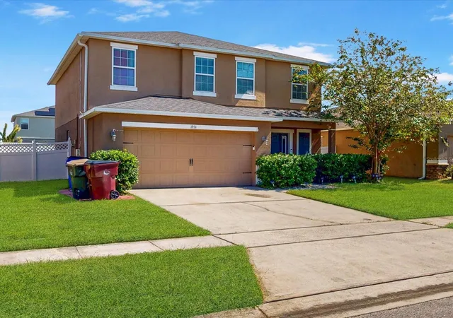Photo 1 of Single family home for sale at 1931 Kettle Crk Dr, Saint Cloud, FL 34769 | MLS# S5159888 | Listing updated on 2026-10-25