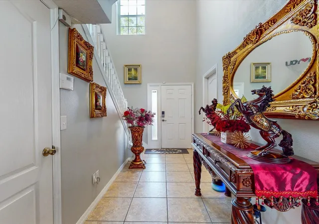 Photo 4 of Single family home for sale at 1931 Kettle Crk Dr, Saint Cloud, FL 34769 | MLS# S5159888 | Listing updated on 2026-10-25