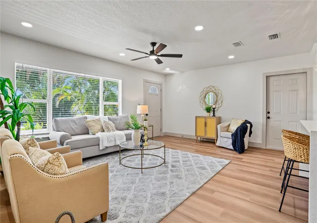 Photo 4 of Single family home for sale at 4357 32nd Avenue N, Saint Petersburg, FL 33713 | MLS# TB8559843 | Listing updated on 2026-10-21