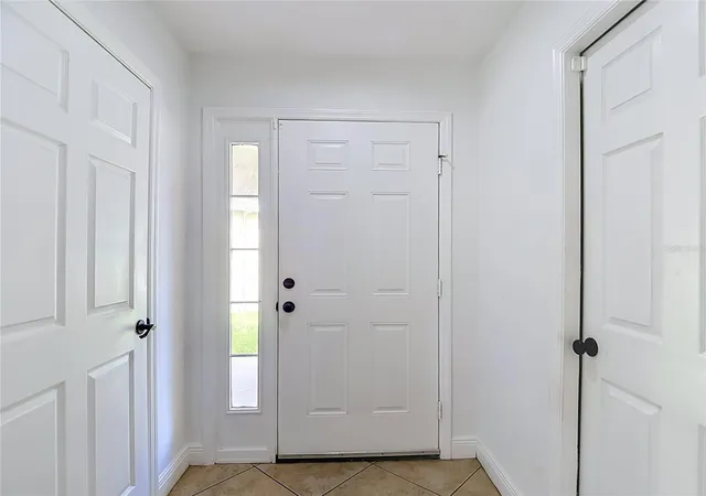 Photo 3 of Single family home for sale at 5533 Turtle Xing Loop, Tampa, FL 33625 | MLS# TB8559852 | Listing updated on 2026-10-22