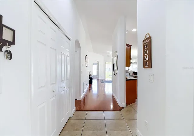 Photo 4 of Single family home for sale at 5533 Turtle Xing Loop, Tampa, FL 33625 | MLS# TB8559852 | Listing updated on 2026-10-22