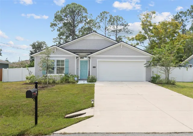 Single family home for sale at 98 Raemoor Dr, PALM COAST, FL 32164 | MLS# FC322252