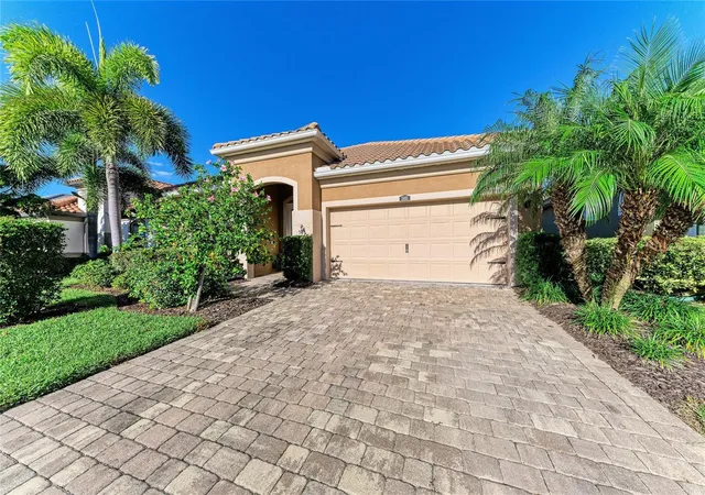 Photo 2 of Single family home for sale at 11481 Renaissance Blvd, Venice, FL 34293 | MLS# A4710250 | Listing updated on 2026-10-27