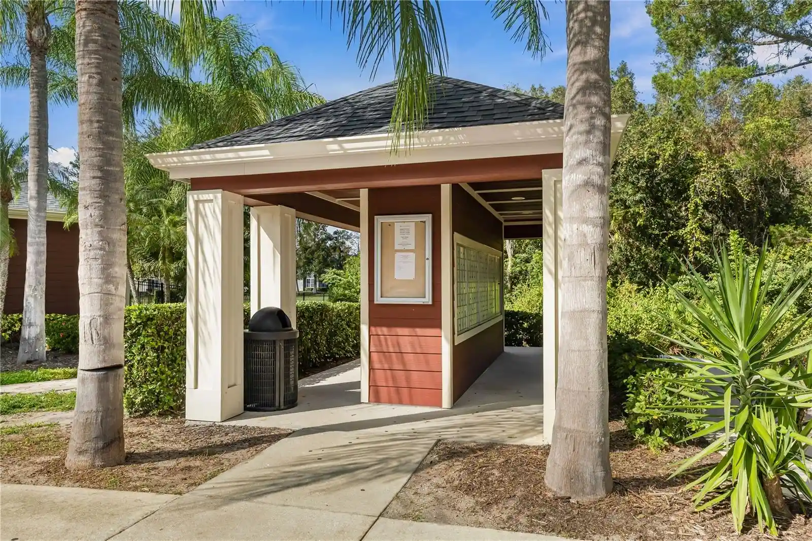 Listing Photo 37 - Condo for sale in 5531 Rosehill Rd located at 5531 Rosehill Rd, SARASOTA, FL 34233 - Unit #203