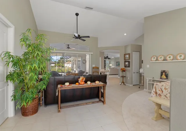 Photo 3 of Single family home for sale at 17 Sportsman Rd, Rotonda West, FL 33947 | MLS# D6149276 | Listing updated on 2026-10-29