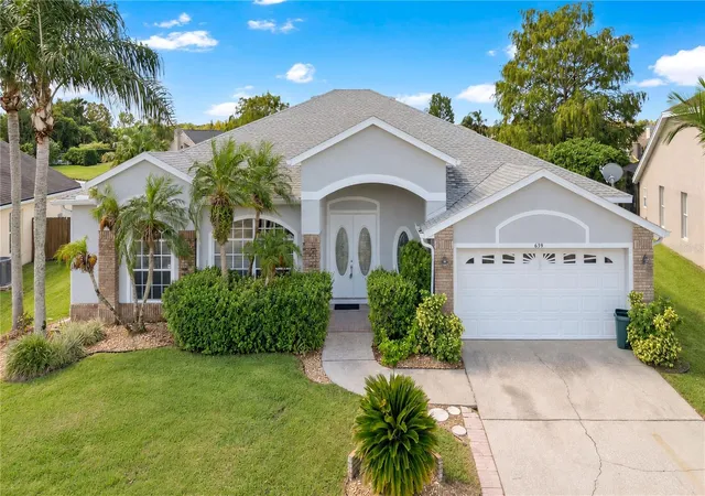 Photo 1 of Single family home for sale at 639 Lakehaven Cir, Orlando, FL 32828 | MLS# O6451330 | Listing updated on 2026-10-23