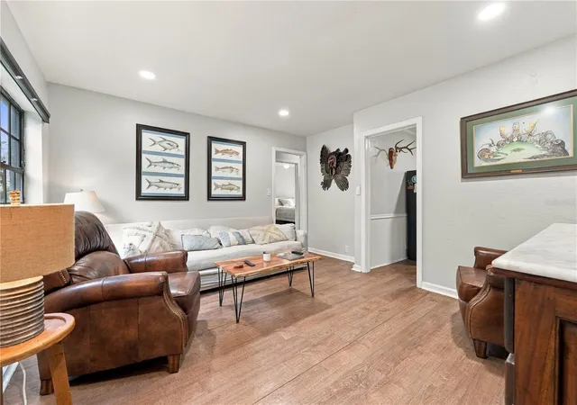 Photo 2 of Single family home for sale at 1806 Hillcrest St, Orlando, FL 32803 | MLS# O6451331 | Listing updated on 2026-10-22