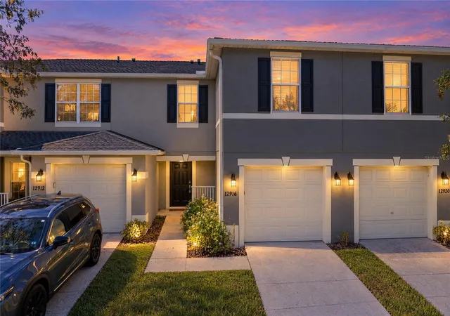 Townhouse for sale at 12916 Lexington Summit St, ORLANDO, FL 32828 | MLS# O6451332