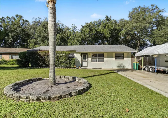 Single family home for sale at 1308 Jean Ct, EUSTIS, FL 32726 | MLS# O6451336