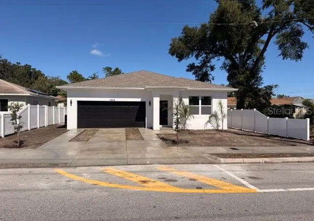 Single family home for sale at 3204 E Columbus Dr, TAMPA, FL 33605 | MLS# TB8559892