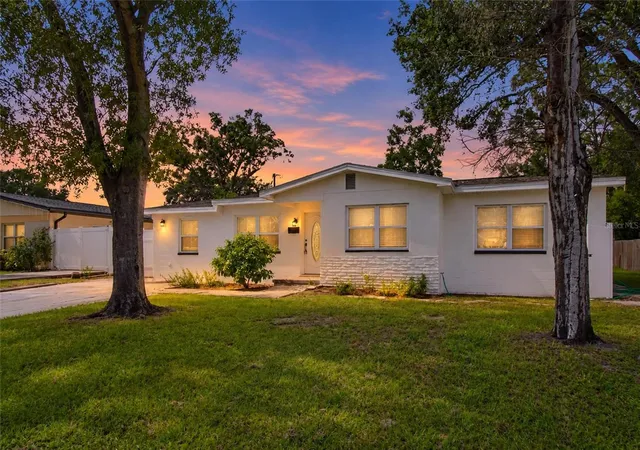 Photo 1 of Single family home for sale at 4608 Harvey Ave, Tampa, FL 33603 | MLS# TB8559896 | Listing updated on 2026-10-26