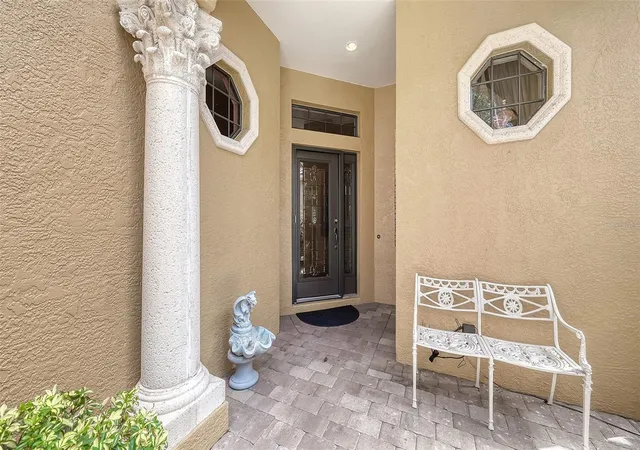 Photo 4 of Single family home for sale at 5109 Cantabria Crst, Sarasota, FL 34238 | MLS# A4710262 | Listing updated on 2026-10-23