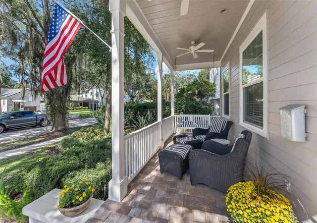 Photo 4 of Sale Pending at 1629 Dormont Ln, Orlando, FL 32804 | MLS# O6451347 | Listing updated on 2026-10-29