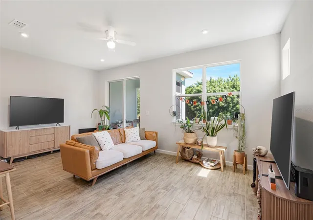 Photo 3 of Townhouse for sale at 11844 Sky Acres Ter, Bradenton, FL 34211 | MLS# A4710265 | Listing updated on 2026-10-23