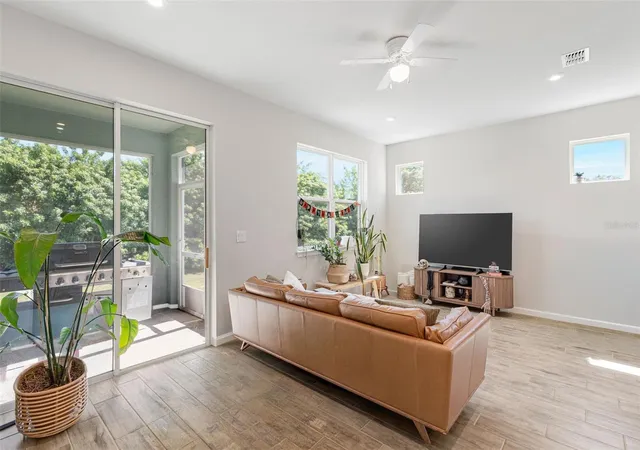 Photo 4 of Townhouse for sale at 11844 Sky Acres Ter, Bradenton, FL 34211 | MLS# A4710265 | Listing updated on 2026-10-23