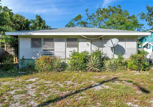 Photo 3 of Multi family home for sale at 5115 28th Avenue S, Gulfport, FL 33707 | MLS# TB8559917 | Listing updated on 2026-10-22