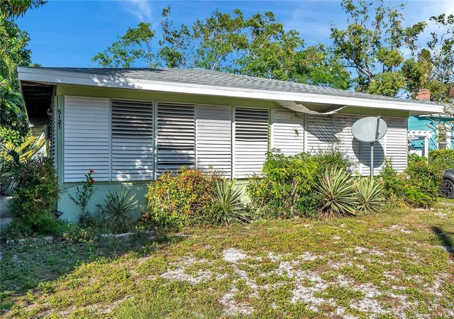 Photo 3 of House for sale at 5115 28th Avenue S, Gulfport, FL 33707 | MLS# TB8559917 | Listing updated on 2026-10-22