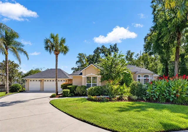 Single family home for sale at 2416 SE 29th Street, OCALA, FL 34471 | MLS# OM734389