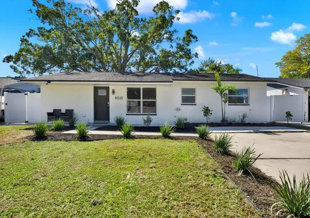Single family home for sale at 8232 82nd Avenue, SEMINOLE, FL 33777 | MLS# W7890475