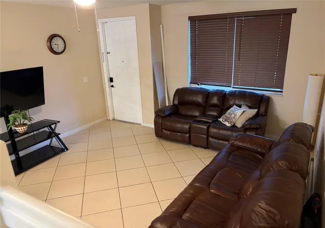 Photo 3 of Townhouse for sale at 1931 Gardenia Ct, Riviera Beach, FL 33404 | MLS# G5119293 | Listing updated on 2026-10-30