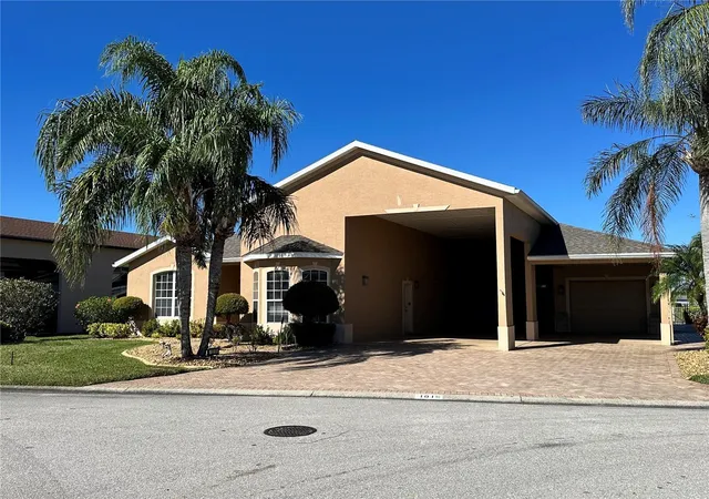 Photo 1 of Sale Pending at 1015 Crossroads Dr, Polk City, FL 33868 | MLS# L4965925 | Listing updated on 2026-10-31