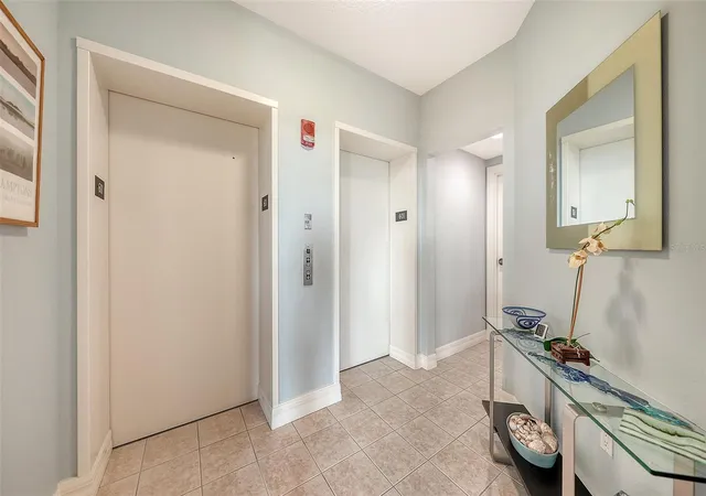 Listing Photo 5 - Condo for sale in building located at 409 N Pt Rd, Osprey, FL 34229 - Unit #601