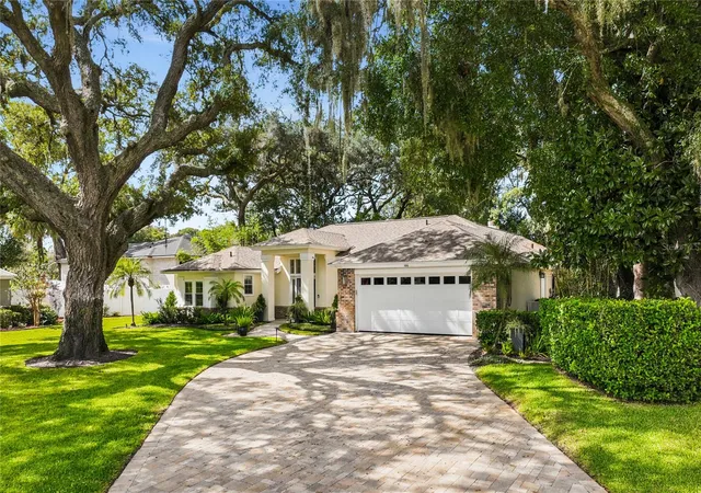 Photo 3 of Single family home for sale at 166 Oak View Cir, Lake Mary, FL 32746 | MLS# O6451388 | Listing updated on 2026-10-26