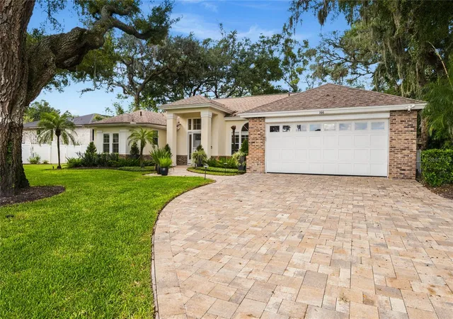 Photo 4 of Single family home for sale at 166 Oak View Cir, Lake Mary, FL 32746 | MLS# O6451388 | Listing updated on 2026-10-26