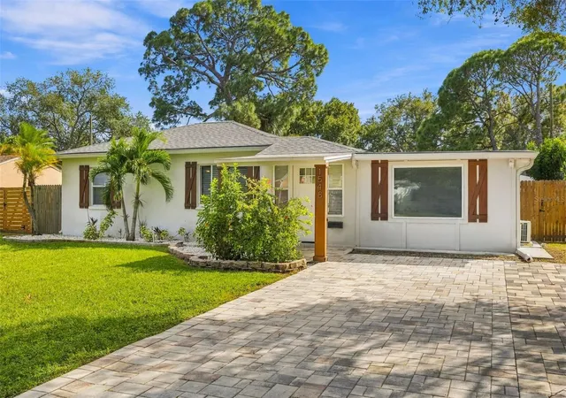 Single family home for sale at 1548 Canterbury Rd N, Saint Petersburg, FL 33710 | MLS# TB8559953