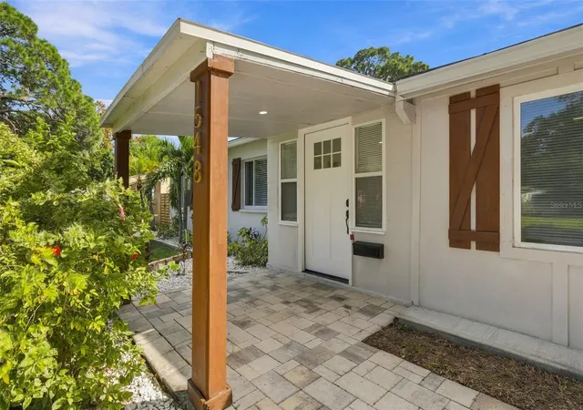 Photo 2 of Single family home for sale at 1548 Canterbury Rd N, Saint Petersburg, FL 33710 | MLS# TB8559953 | Listing updated on 2026-10-23