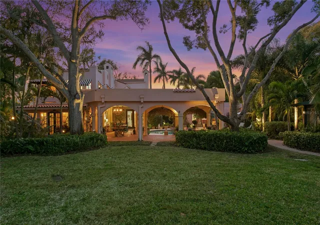 Photo 1 of Single family home for sale at 7211 3rd Avenue S, St Petersburg, FL 33707 | MLS# TB8559961 | Listing updated on 2026-10-23