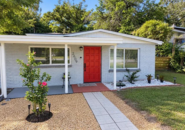 Photo 1 of Single family home for sale at 2609 E 99th Avenue, Tampa, FL 33612 | MLS# TB8559964 | Listing updated on 2026-10-27