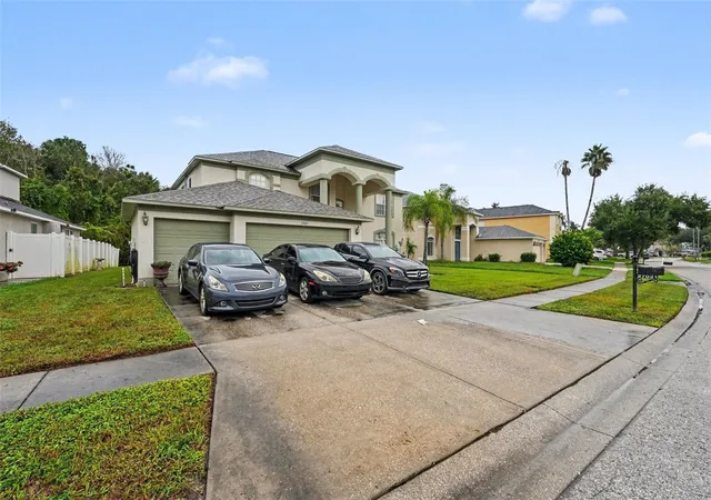 Photo 2 of Single family home for sale at 27021 Coral Springs Dr, Wesley Chapel, FL 33544 | MLS# TB8559965 | Listing updated on 2026-10-22