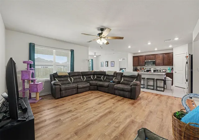 Photo 2 of Single family home for sale at 3824 Indian River Ct, Lakeland, FL 33811 | MLS# TB8559967 | Listing updated on 2026-10-21