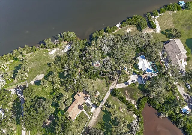 Photo 1 of Land for sale at 512 S 51 Street #B, Tampa, FL 33619 | MLS# TB8559968 | Listing updated on 2026-10-21