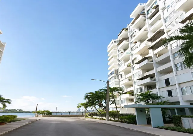 Photo 3 of Condo for sale at 14 Marseilles #12D, San Juan, PR 00907 | MLS# PR9125132 | Listing updated on 2026-10-21