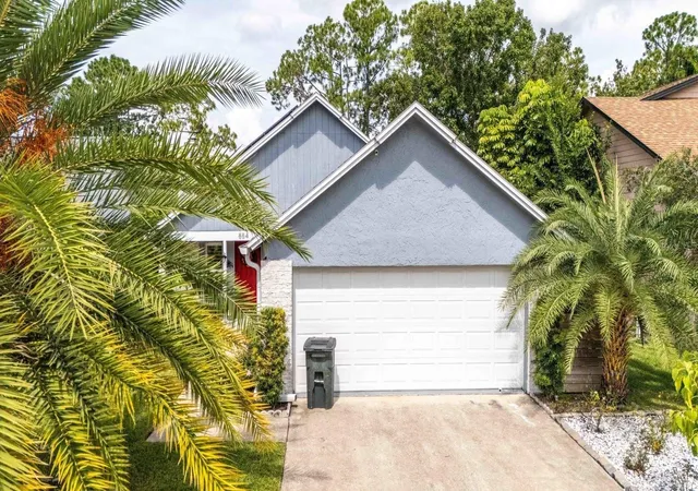 Photo 3 of Single family home for sale at 884 N Lake Sterling Ct, Casselberry, FL 32707 | MLS# O6451400 | Listing updated on 2026-10-25